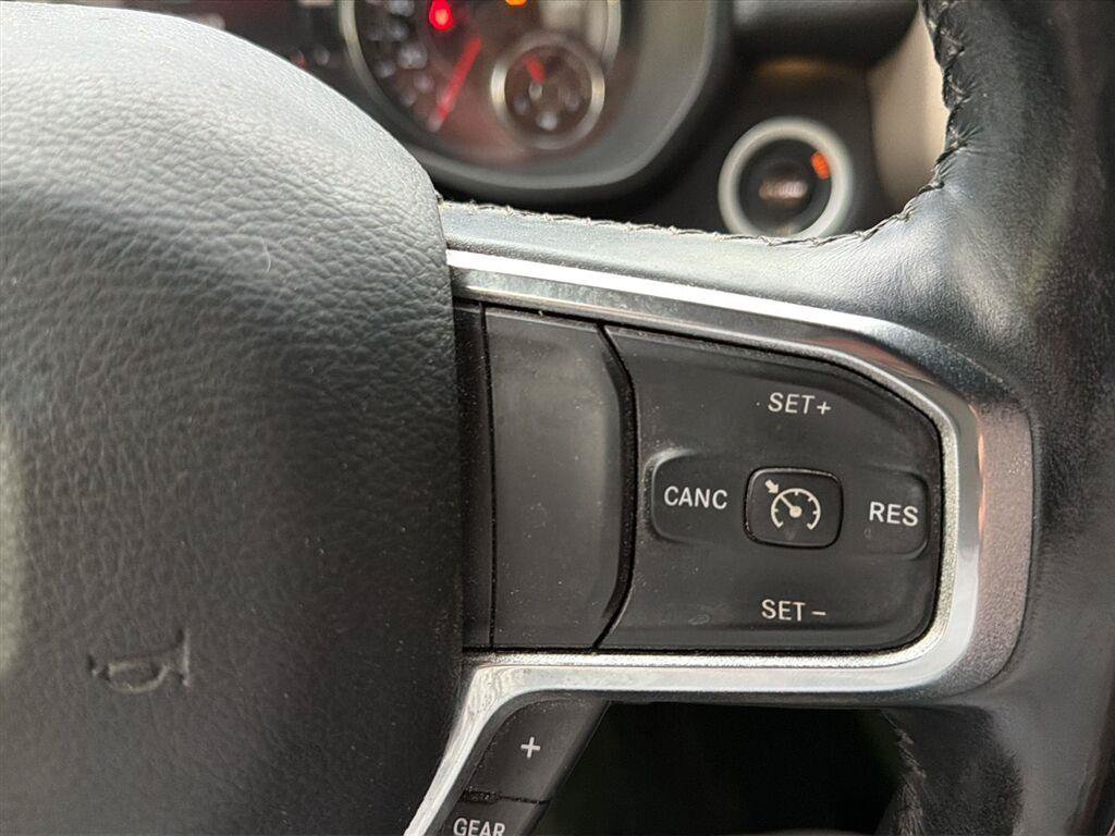 Used 2019 RAM 1500 Laramie w/ Sport Appearance Package AWD/4WD image 16