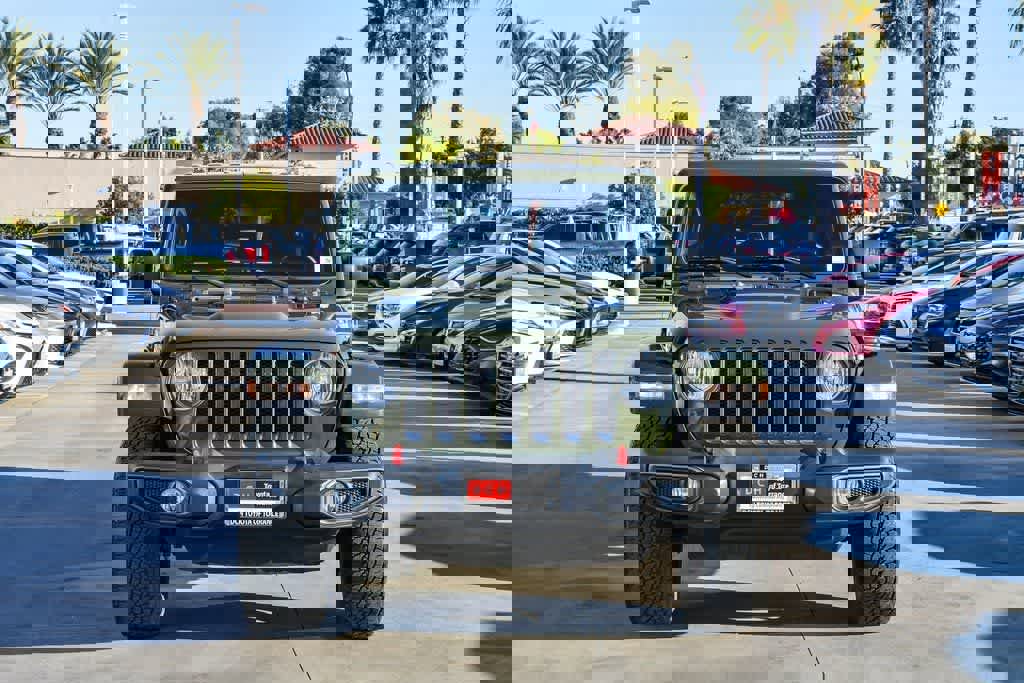 Used 2021 Jeep Wrangler Unlimited Rubicon image 2