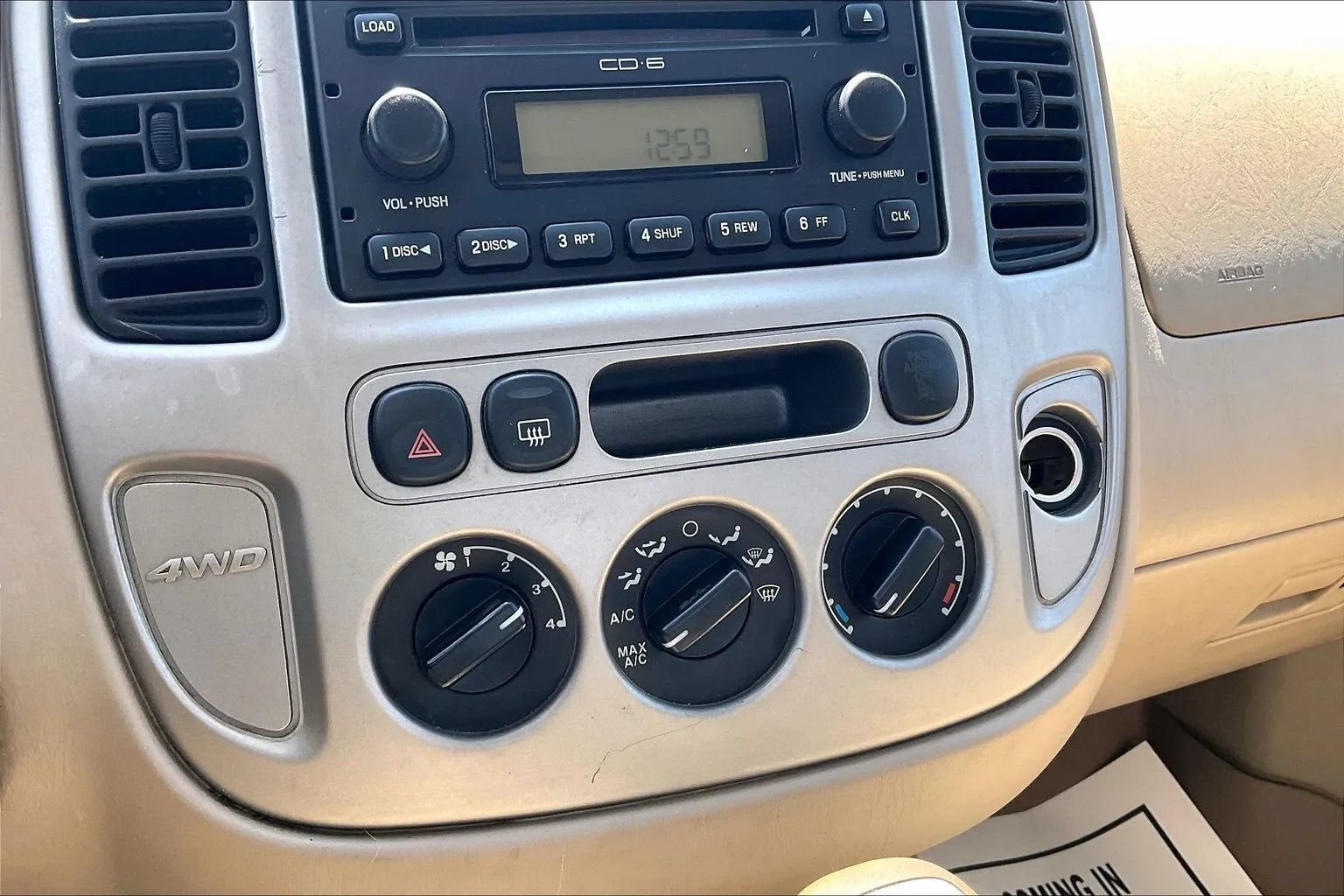 Used 2005 Ford Escape XLT AWD/4WD image 19