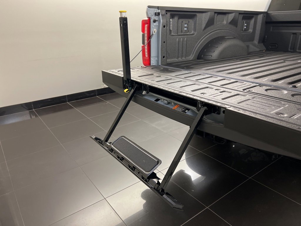 New 2026 Ford F250 Lariat w/ Tremor Off-Road Package image 40