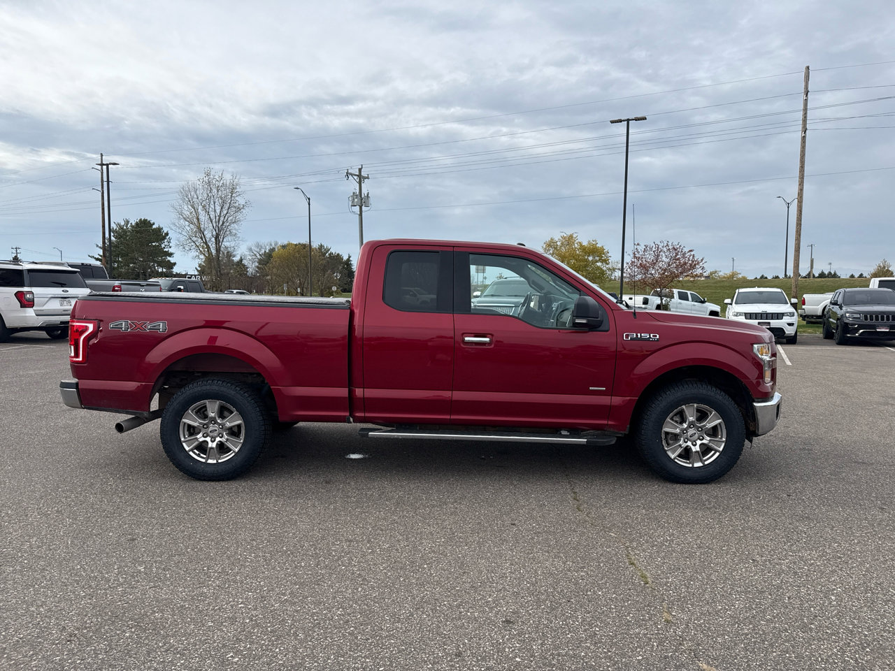 Used 2016 Ford F150 XLT w/ Equipment Group 302A Luxury image 6