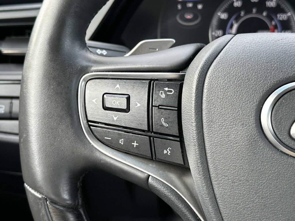 Used 2024 Lexus ES 350 Ultra Luxury w/ Accessory Package (Z2) FWD image 30