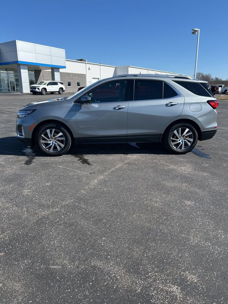 Used 2023 Chevrolet Equinox Premier image 6