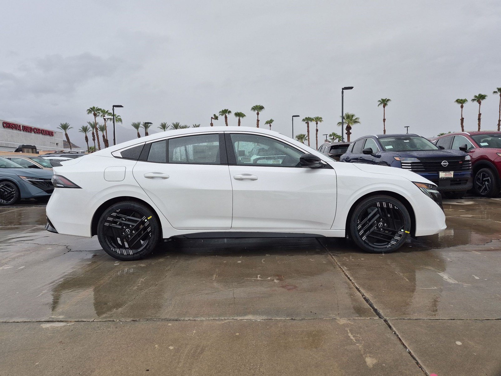 New 2027 Nissan Sentra SR w/ Floor Mat Package FWD image 5