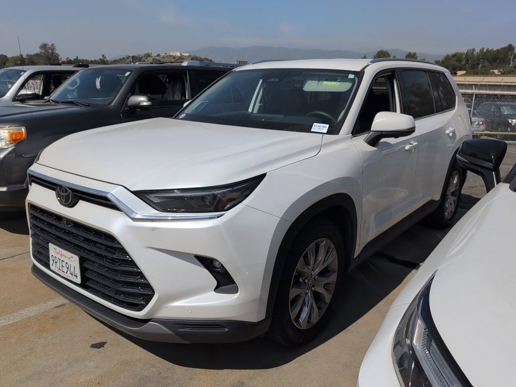 Used 2024 Toyota Grand Highlander AWD