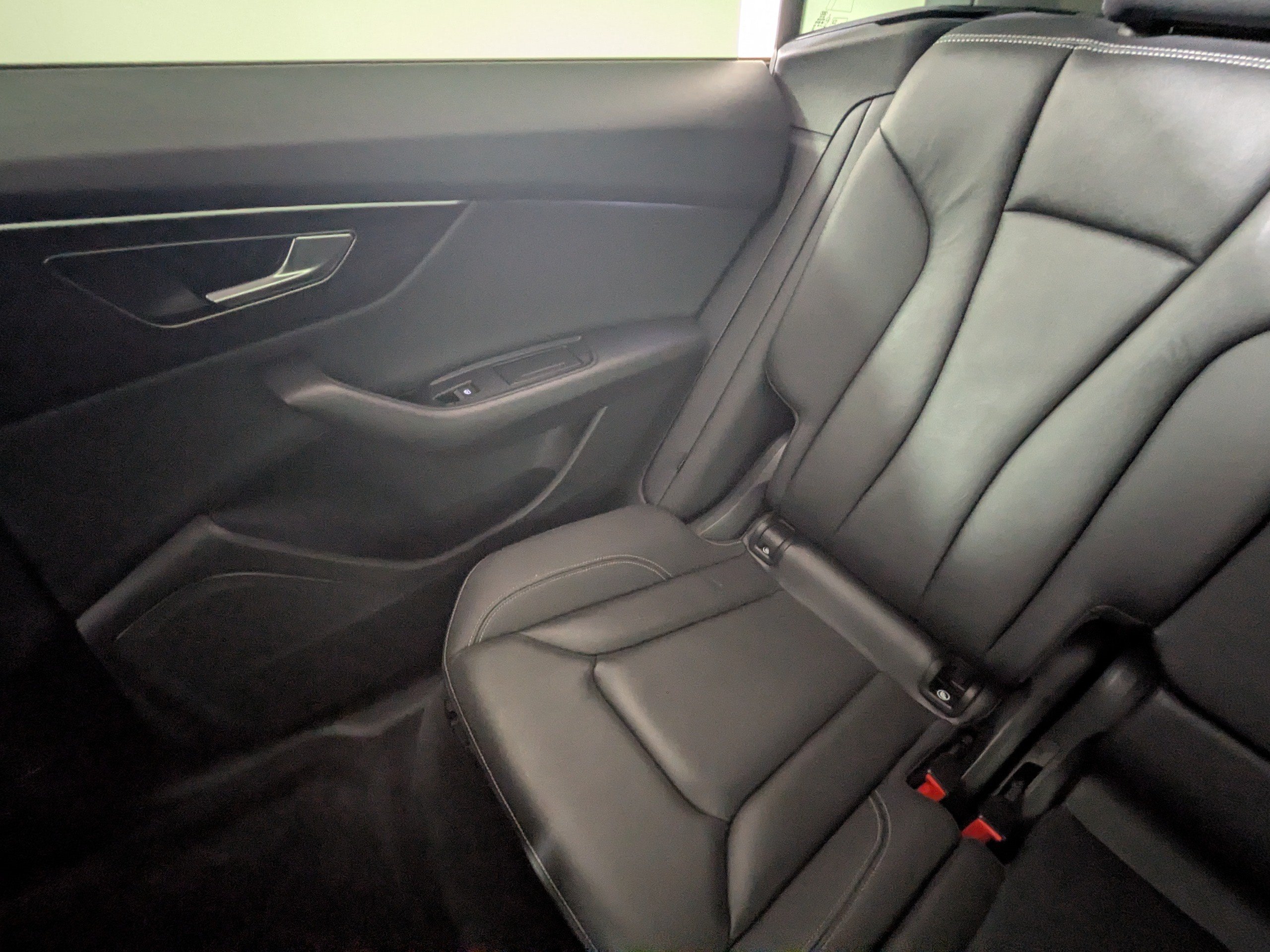Used 2023 Audi Q8 Premium w/ Convenience Package AWD/4WD image 13