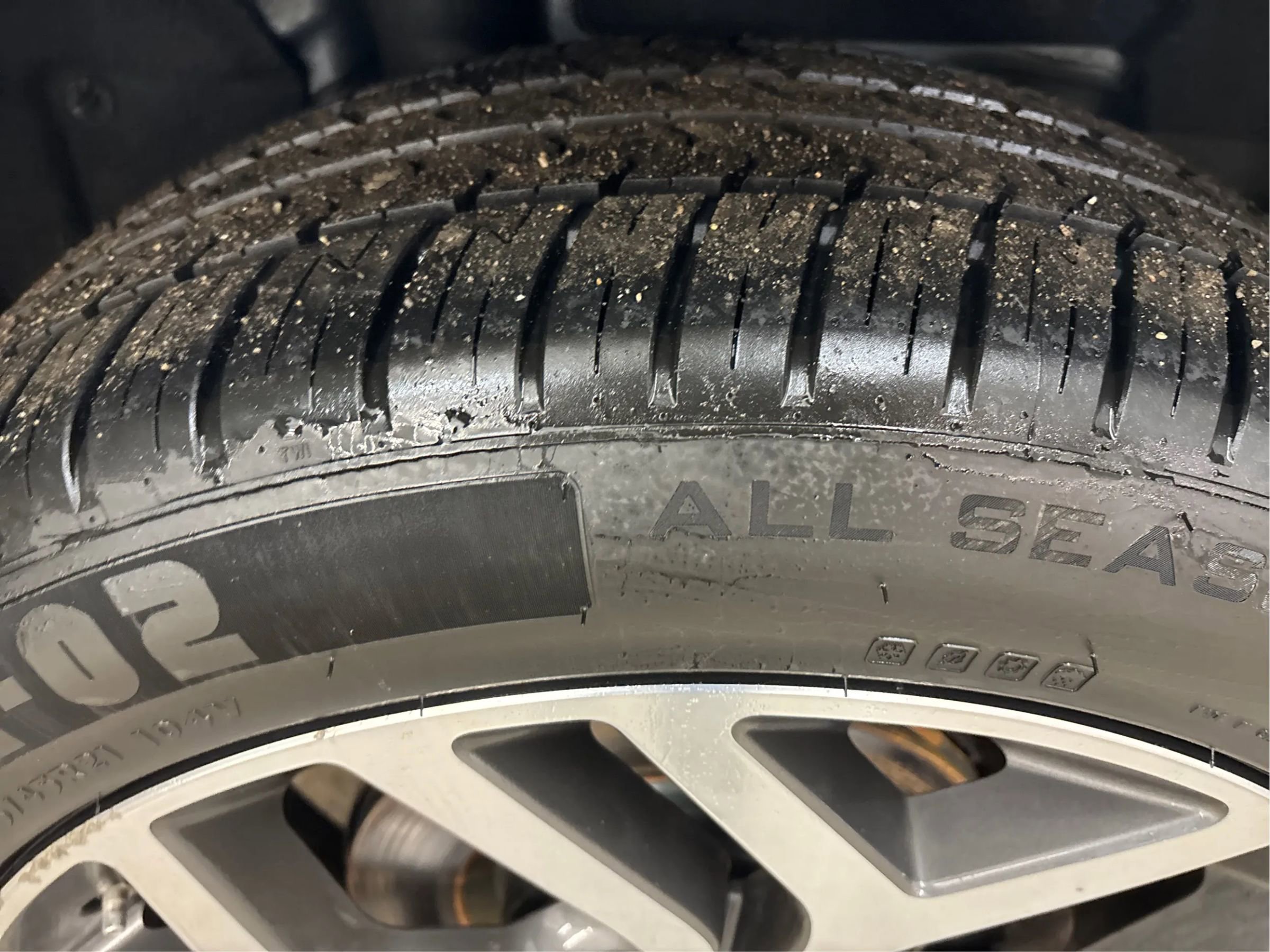 Used 2019 Land Rover Range Rover Velar S AWD/4WD image 33