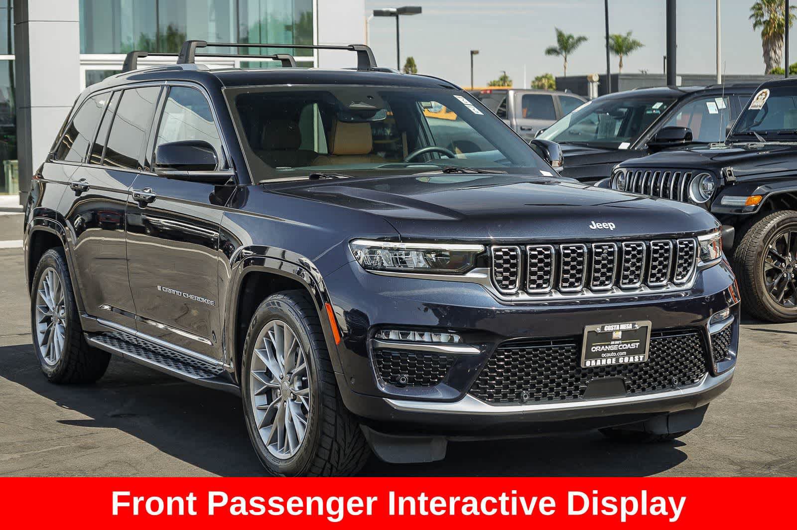 Used 2022 Jeep Grand Cherokee Summit w/ Luxury Tech Group V AWD/4WD image 3