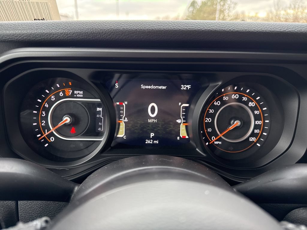 New 2025 Jeep Gladiator Sport AWD/4WD image 26