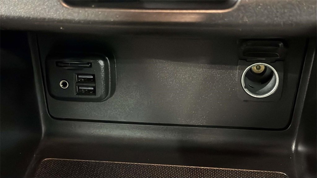 Used 2021 GMC Canyon Denali image 25