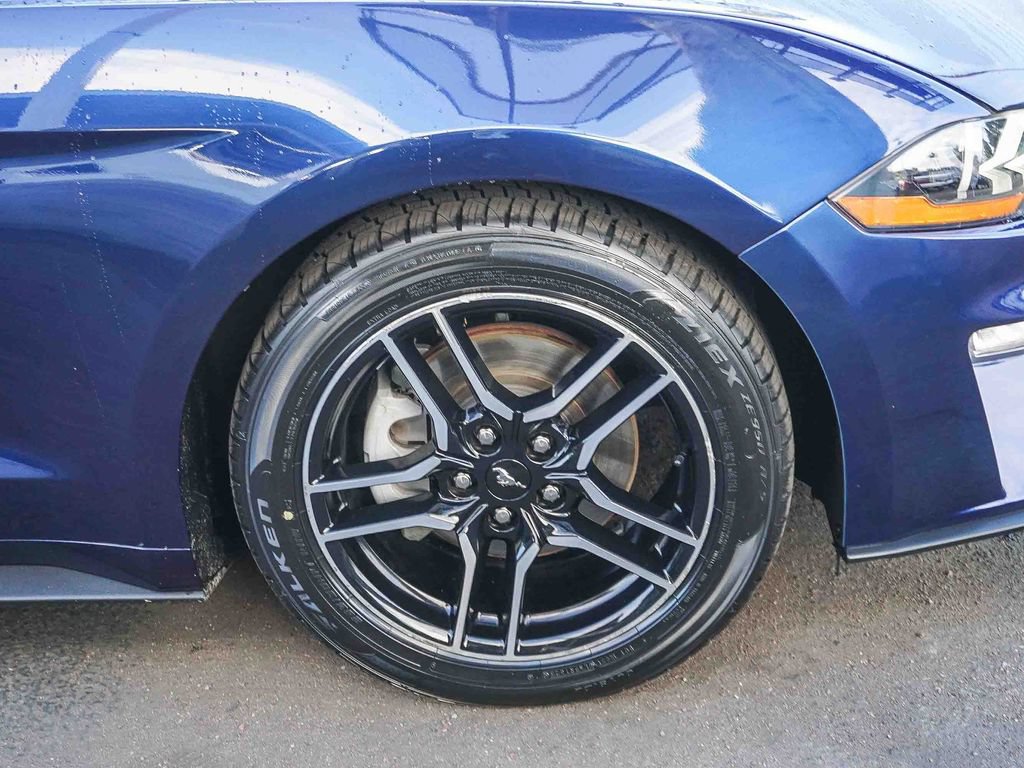 Used 2020 Ford Mustang Premium RWD image 10