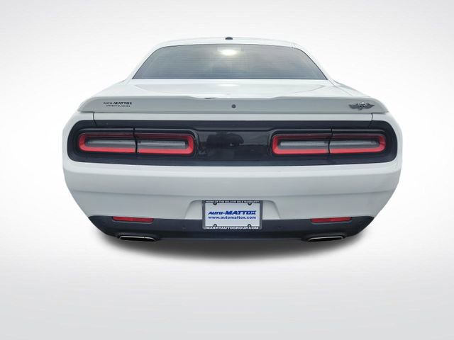 Used 2022 Dodge Challenger GT AWD/4WD image 4