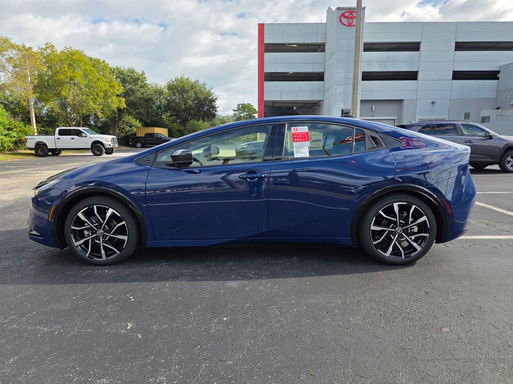 New 2026 Toyota Prius XSE image 8