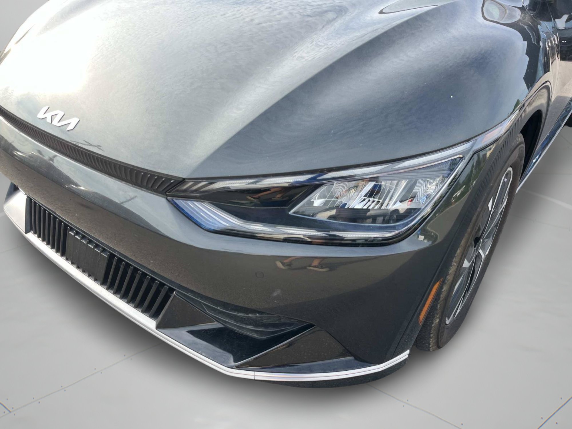 Used 2024 Kia EV6 Wind RWD image 47
