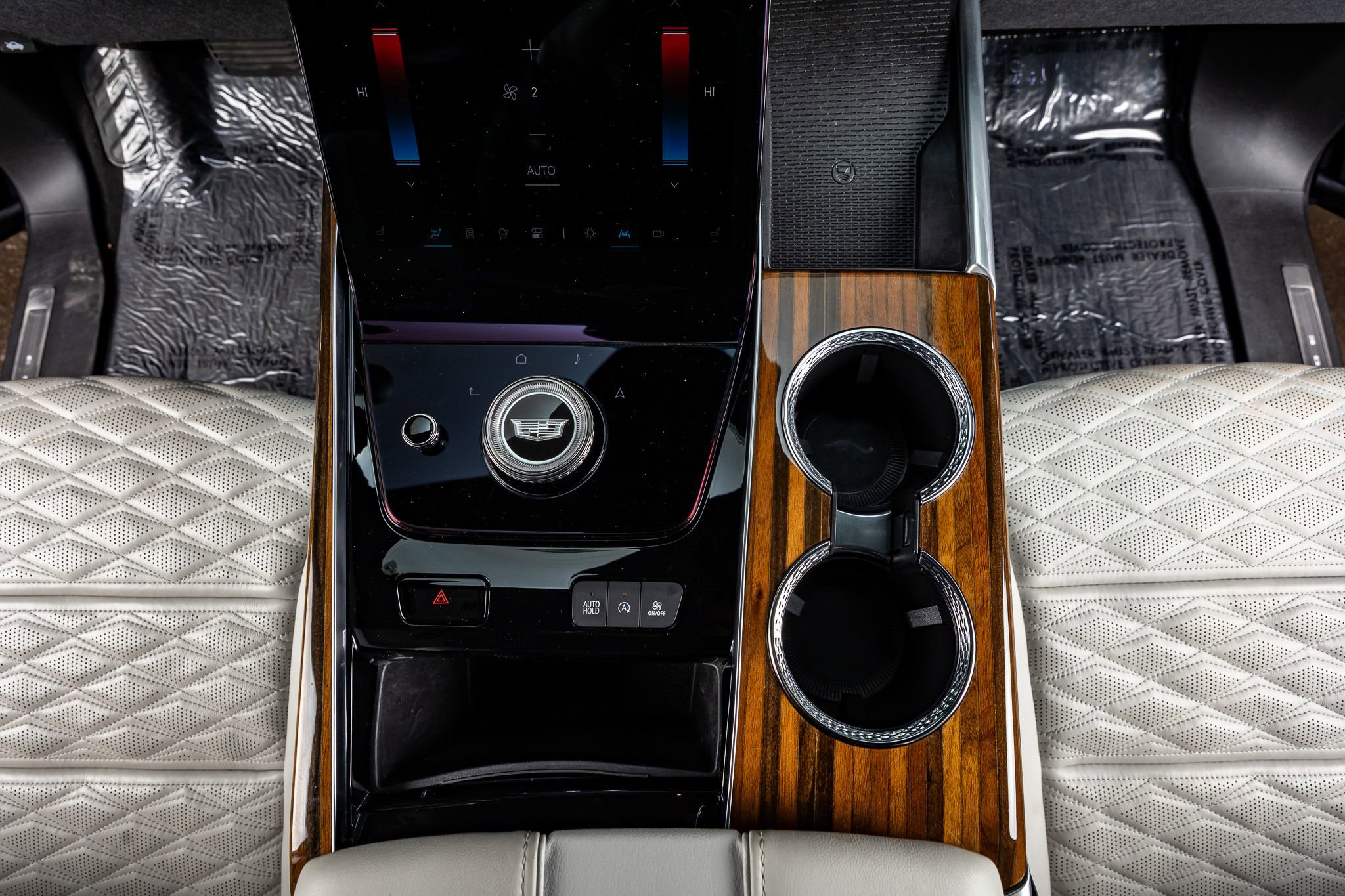 Used 2025 Cadillac Escalade ESV Sport Platinum w/ LPO, ONYX Package image 27