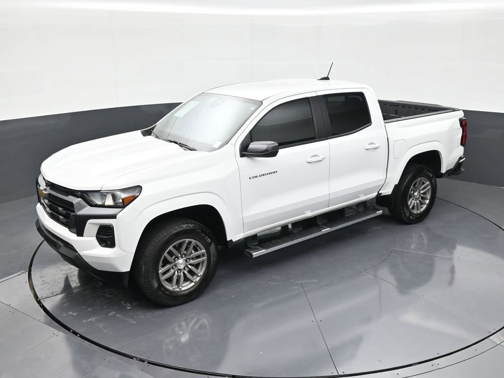 Used 2023 Chevrolet Colorado LT w/ LT Convenience Package image 13