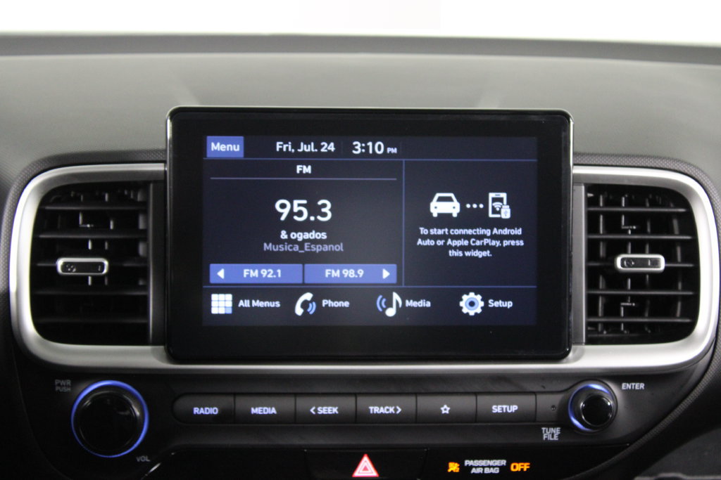 Certified 2026 Hyundai Venue SEL FWD image 9