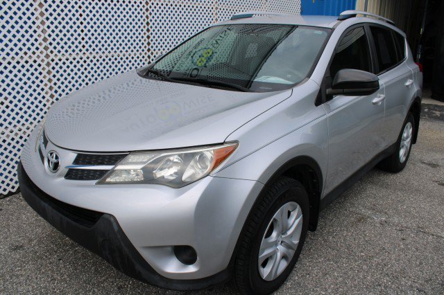Used 2015 Toyota RAV4 LE FWD image 10