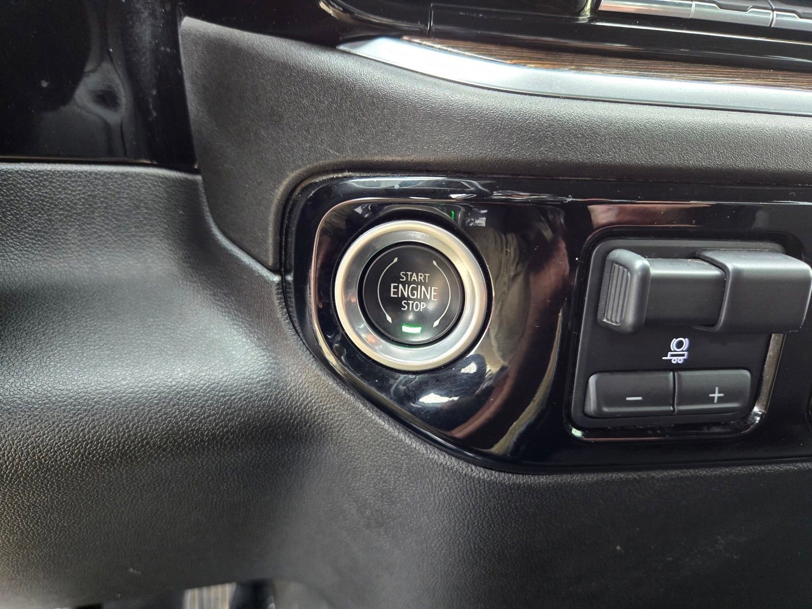 Used 2023 GMC Sierra 1500 Elevation image 20