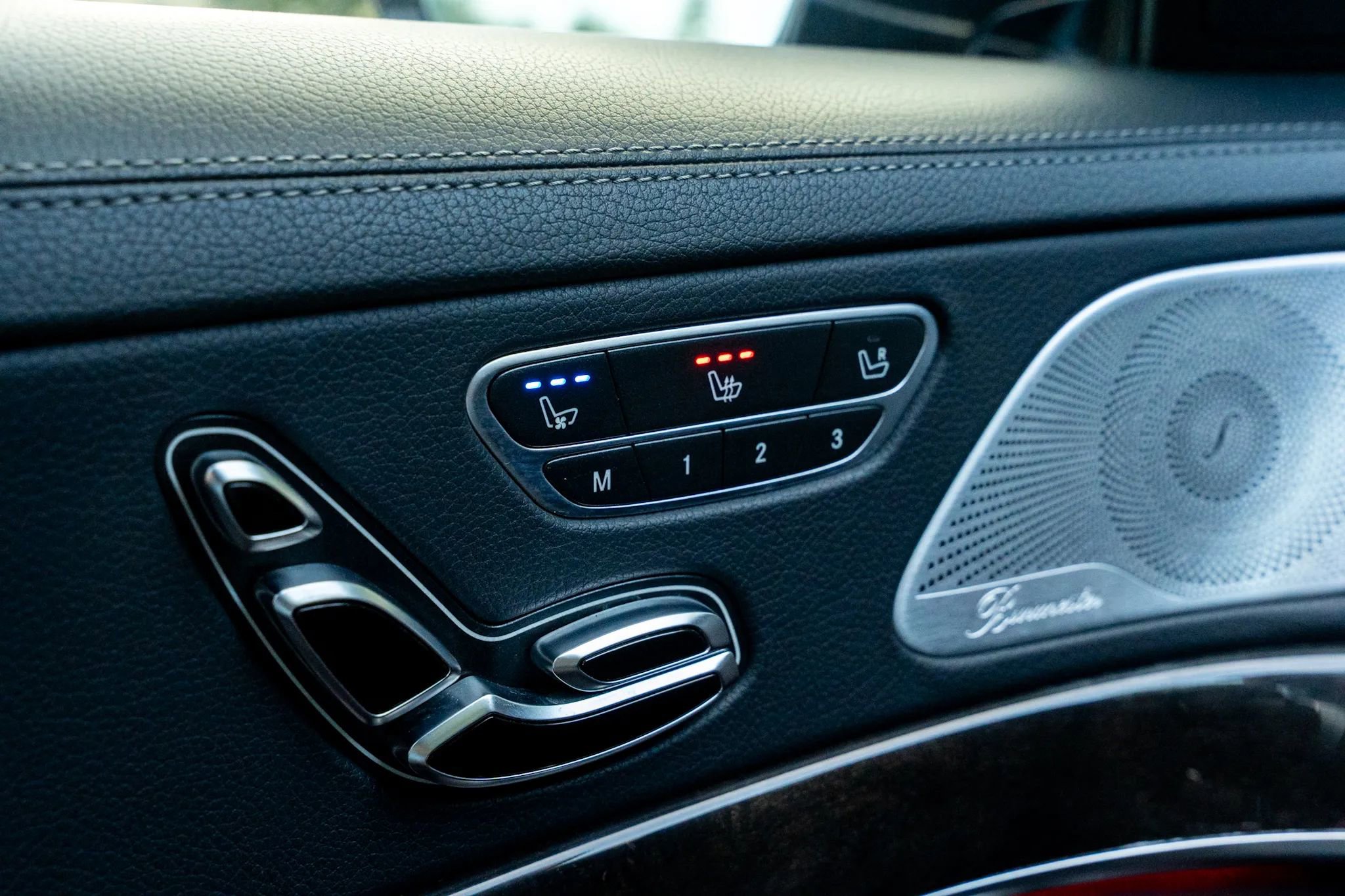 Used 2015 Mercedes-Benz S 550 Sedan image 27