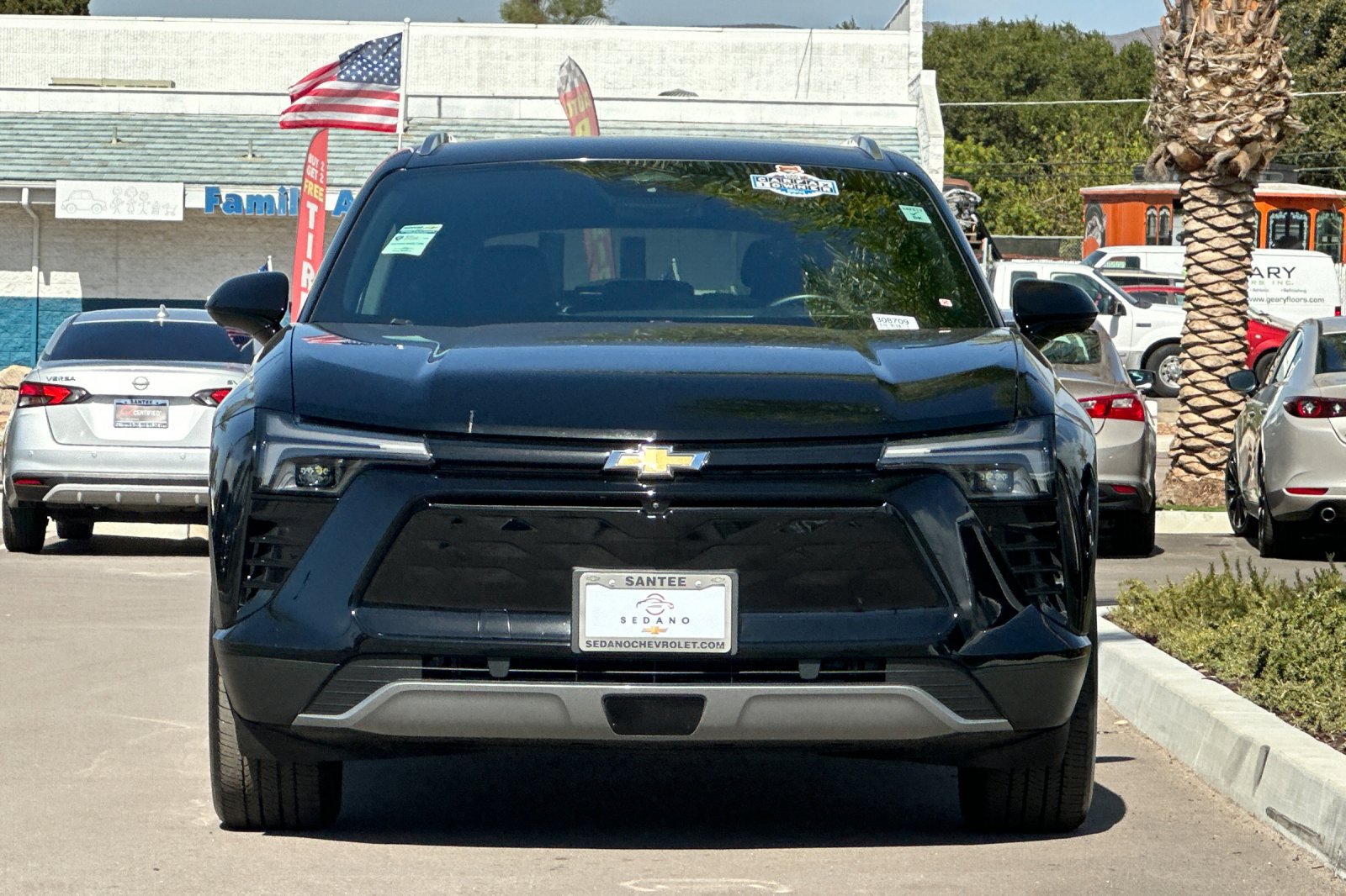 Used 2024 Chevrolet Blazer EV LT AWD/4WD image 9