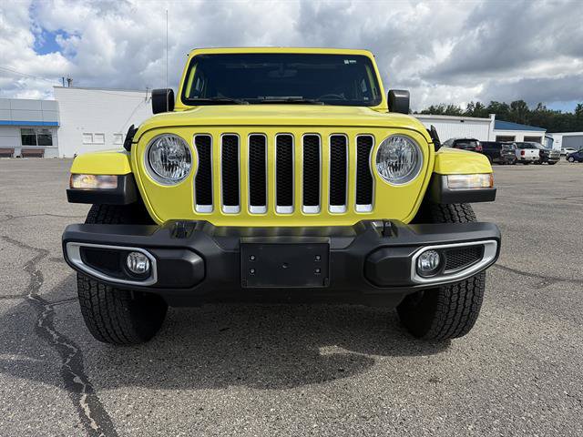 Used 2023 Jeep Wrangler Unlimited Sahara w/ Cold Weather Group AWD/4WD image 2