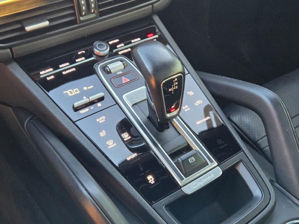 Certified 2020 Porsche Cayenne image 26