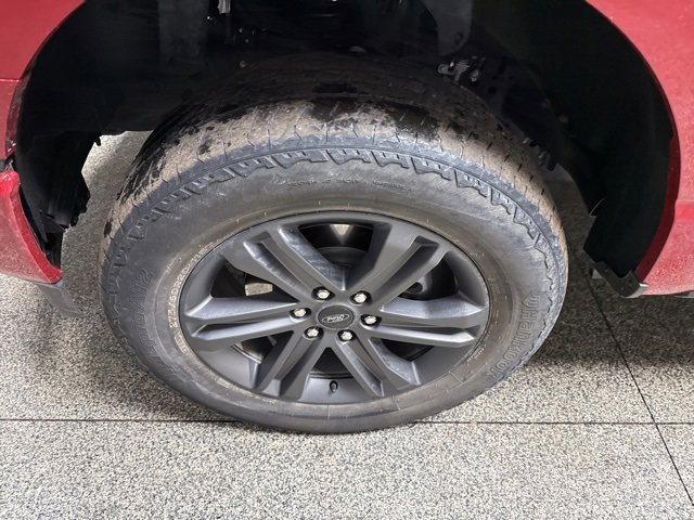 Used 2023 Ford F150 Lariat w/ Equipment Group 502A High image 3