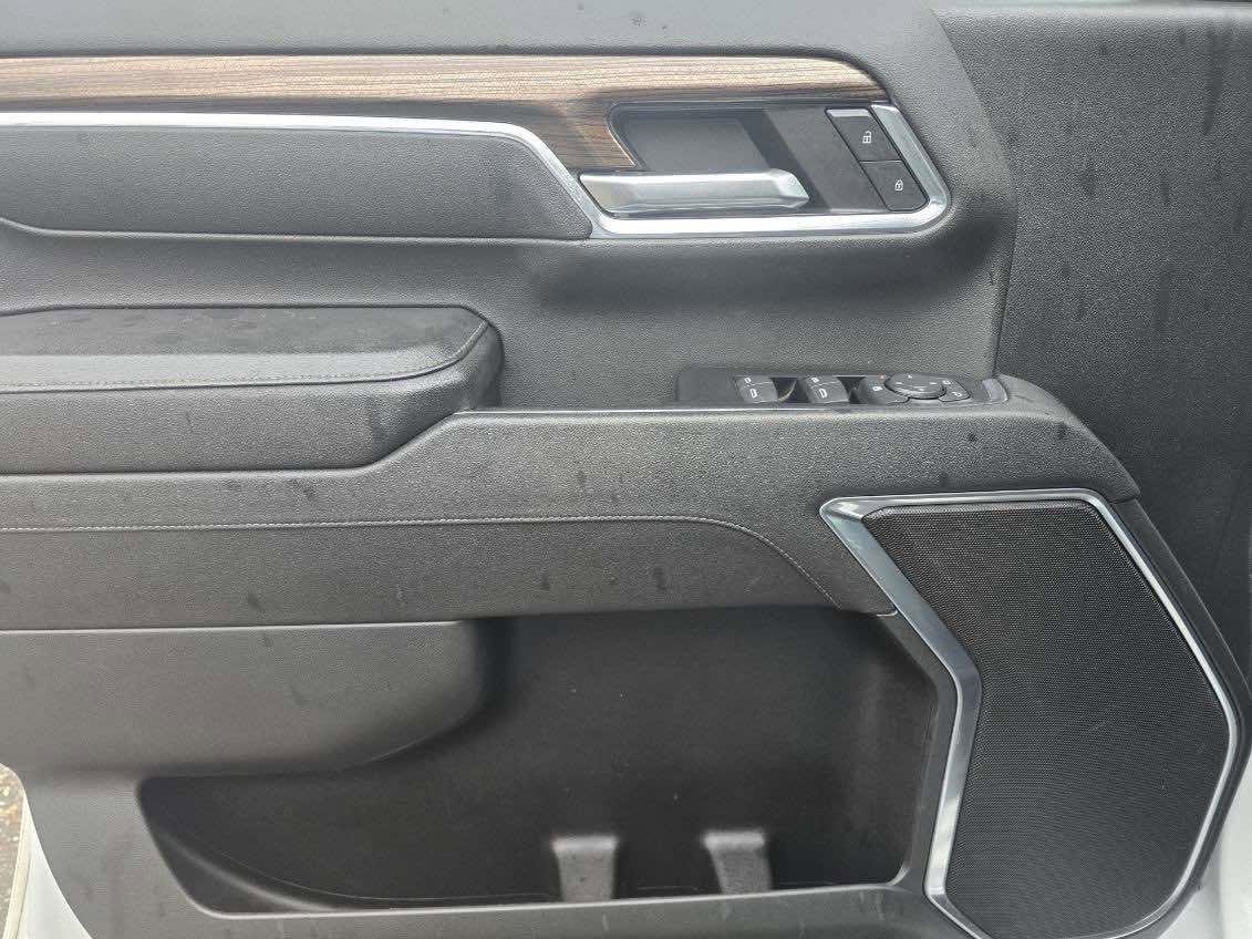 Used 2024 Chevrolet Silverado 3500 LT image 14