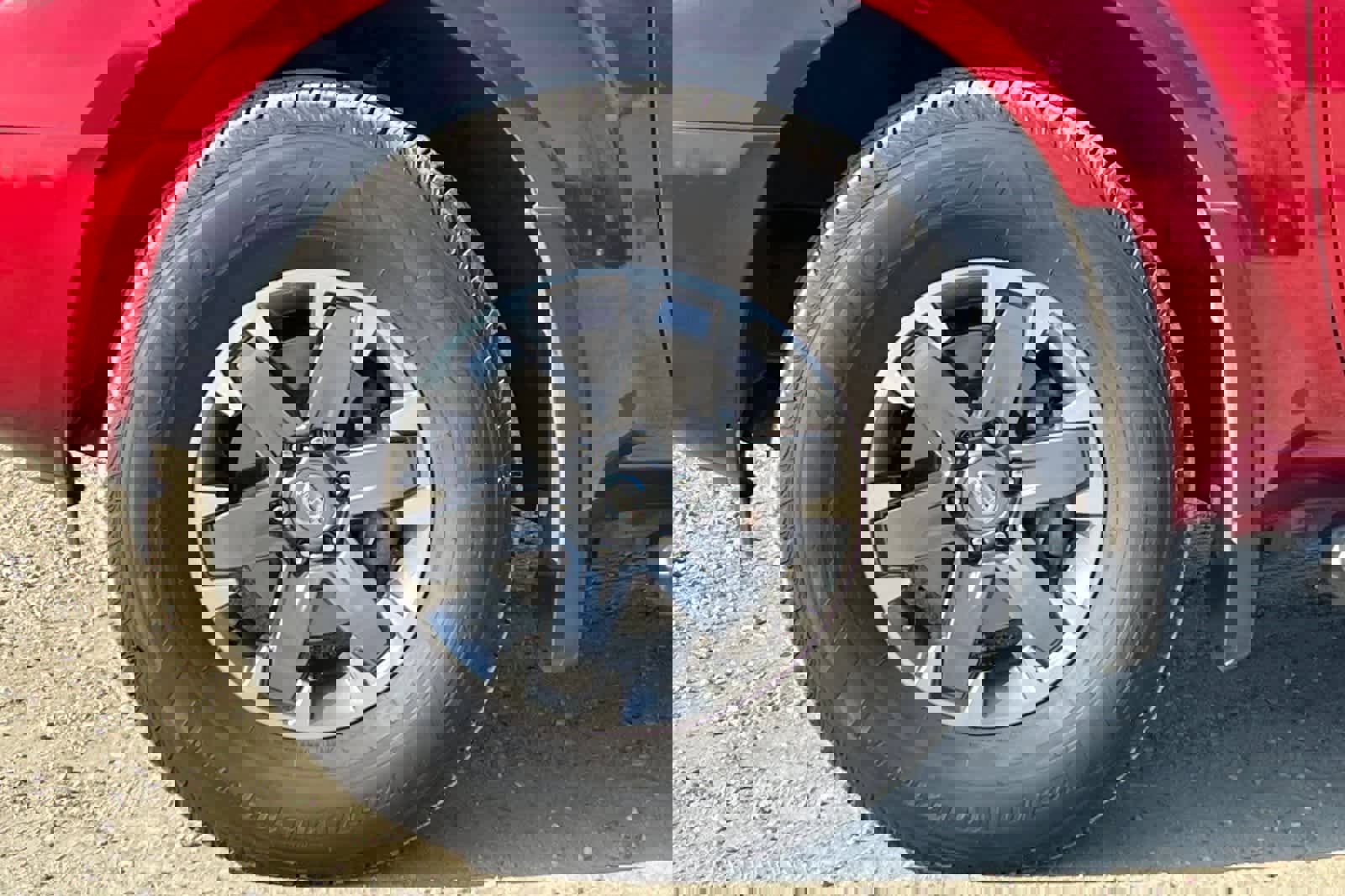 Used 2021 Nissan Frontier PRO-4X w/ Pro-4x Utility Package image 34