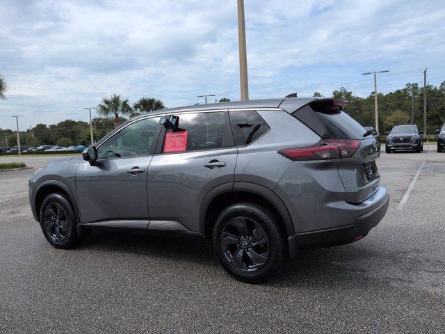 Certified 2026 Nissan Rogue SV FWD image 6