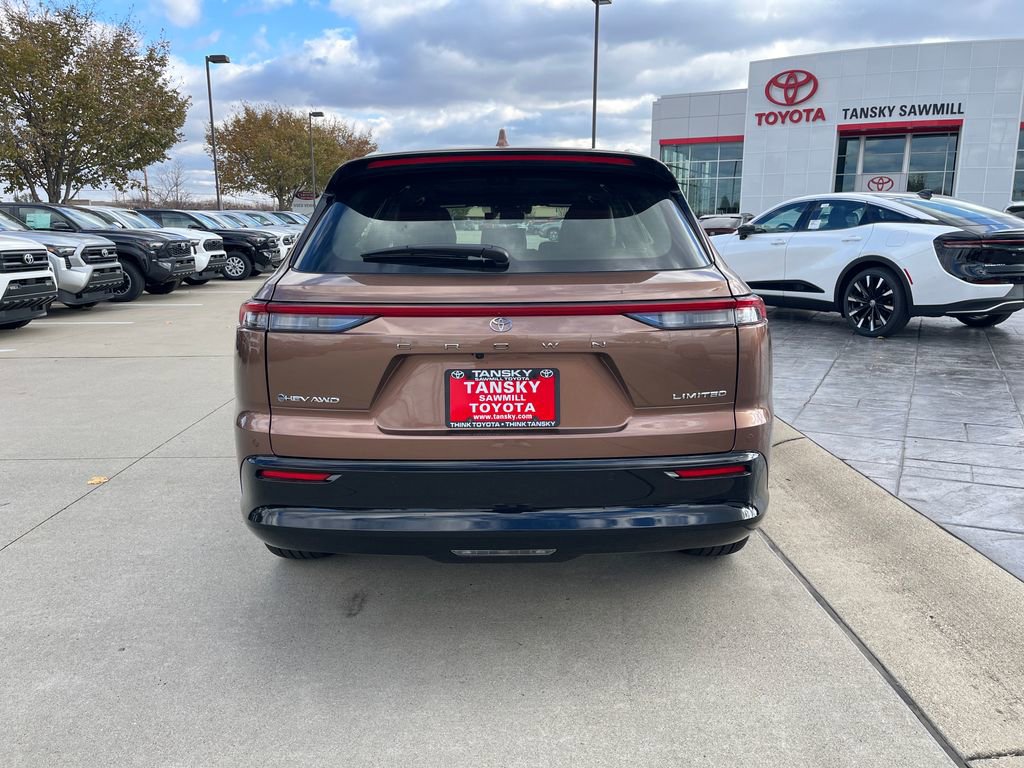 New 2025 Toyota Crown Signia image 4