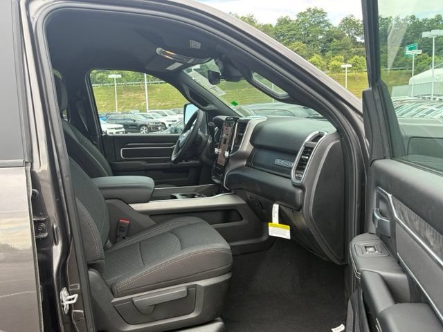 New 2026 RAM 2500 Big Horn AWD/4WD image 28