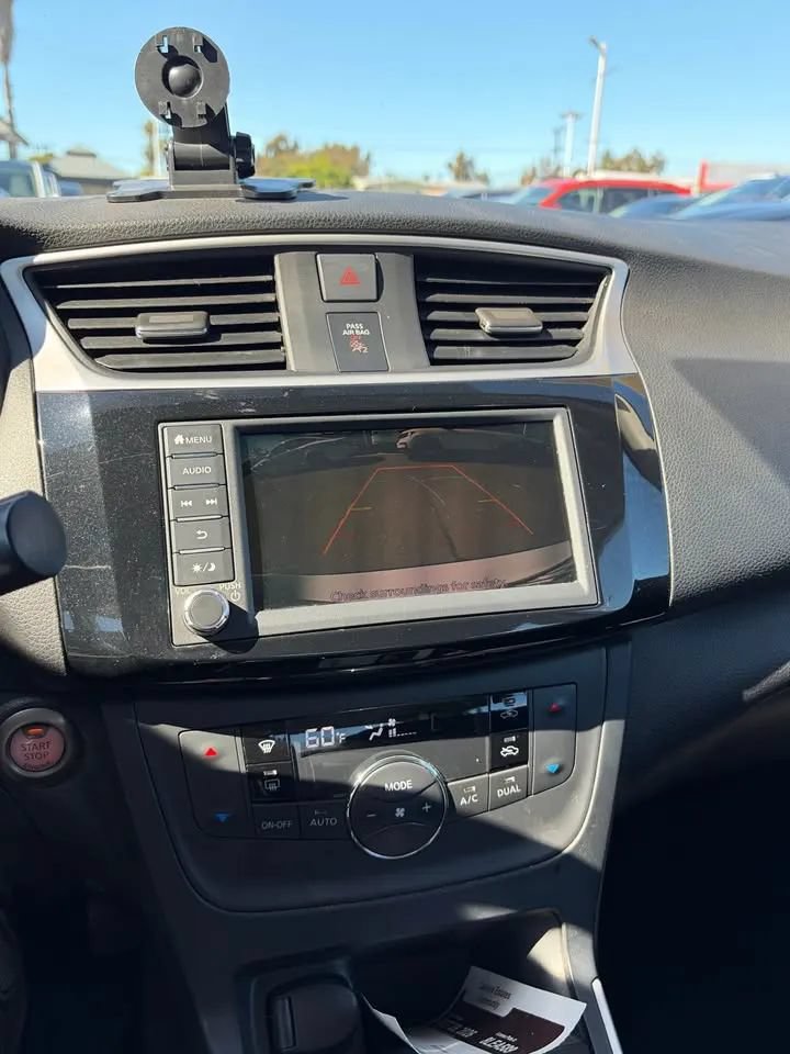 Used 2019 Nissan Sentra SV FWD image 5