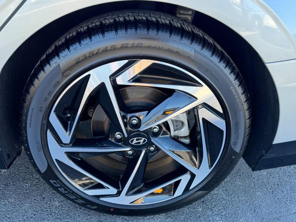 Certified 2024 Hyundai Sonata SEL w/ Convenience Package image 7