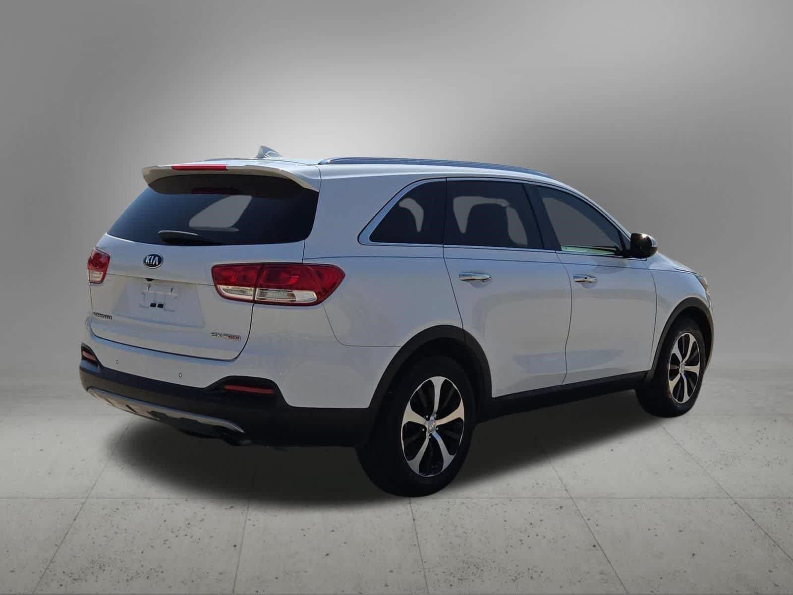 Used 2017 Kia Sorento EX w/ EX Advanced Touring Package FWD image 6