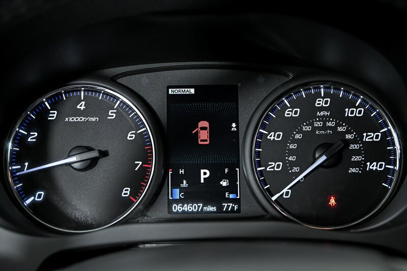 Used 2015 Mitsubishi Outlander SE AWD/4WD image 20