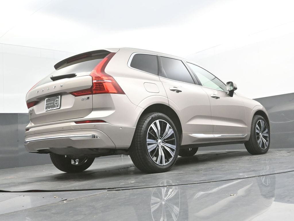 Certified 2023 Volvo XC60 B5 Plus image 26