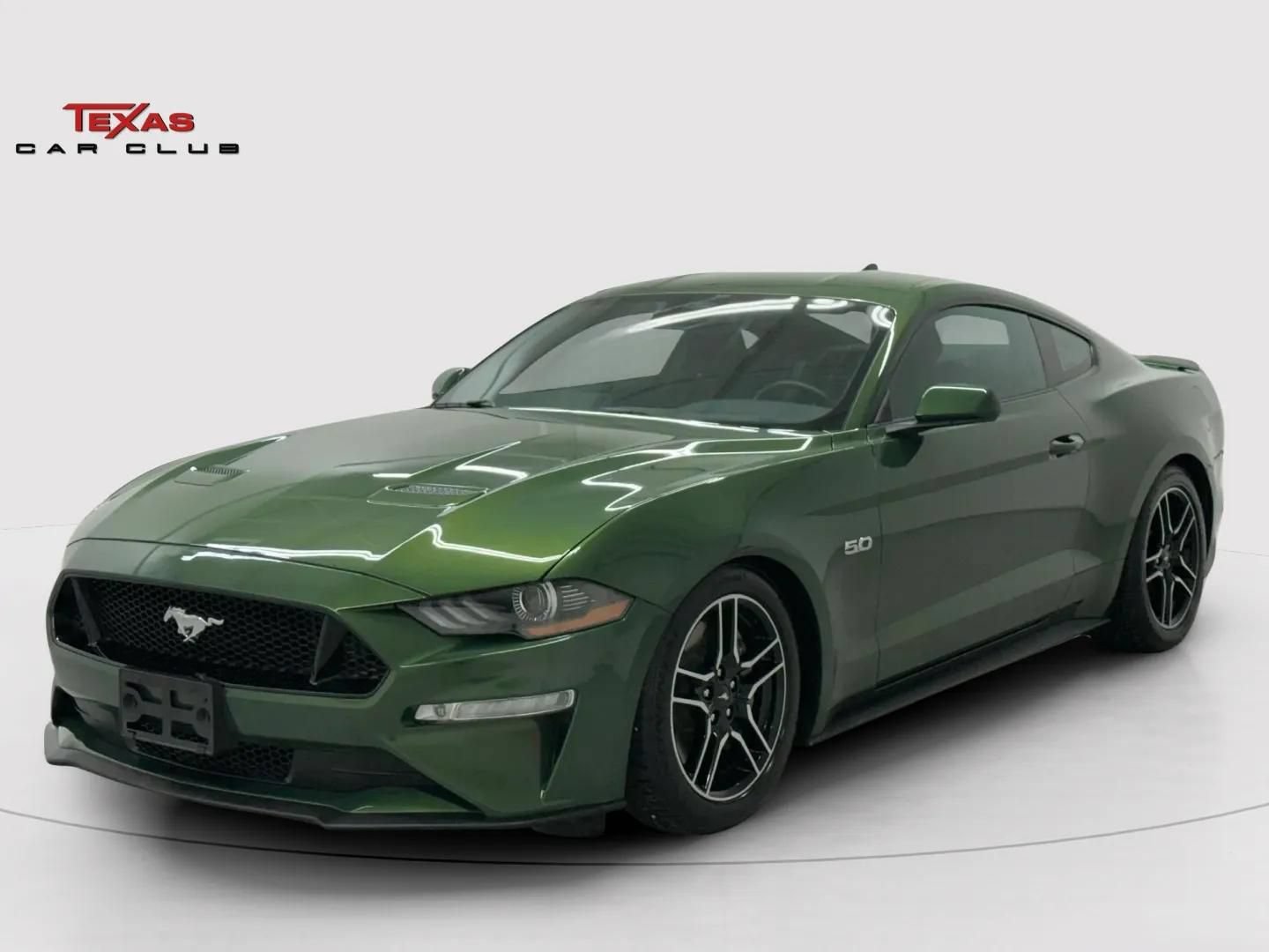 Used 2022 Ford Mustang GT RWD image 3