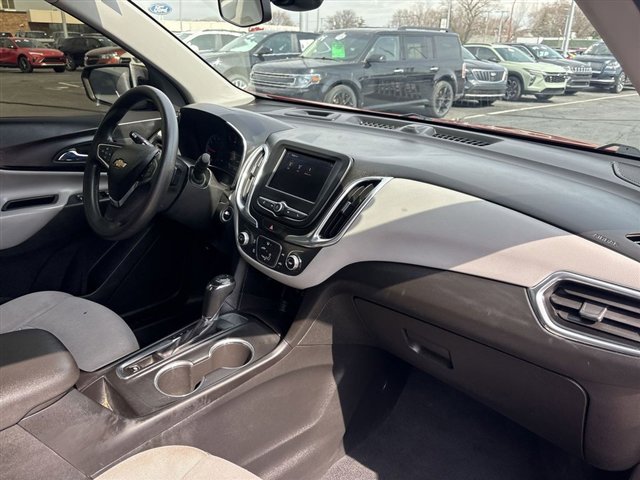 Used 2020 Chevrolet Equinox LS w/ LPO, Floor Liner Package image 27