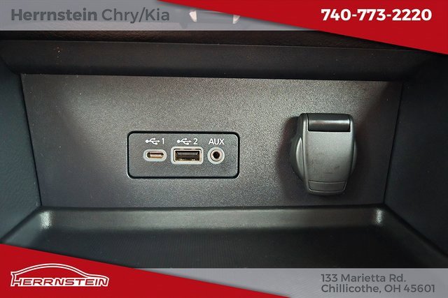 Used 2023 Nissan Sentra SV image 21