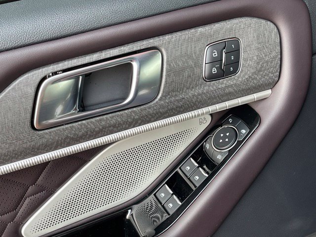 New 2026 Ford Explorer Platinum AWD/4WD image 22