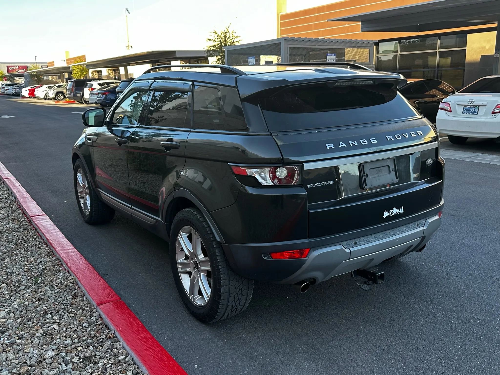 Used 2013 Land Rover Range Rover Evoque Pure Plus image 4