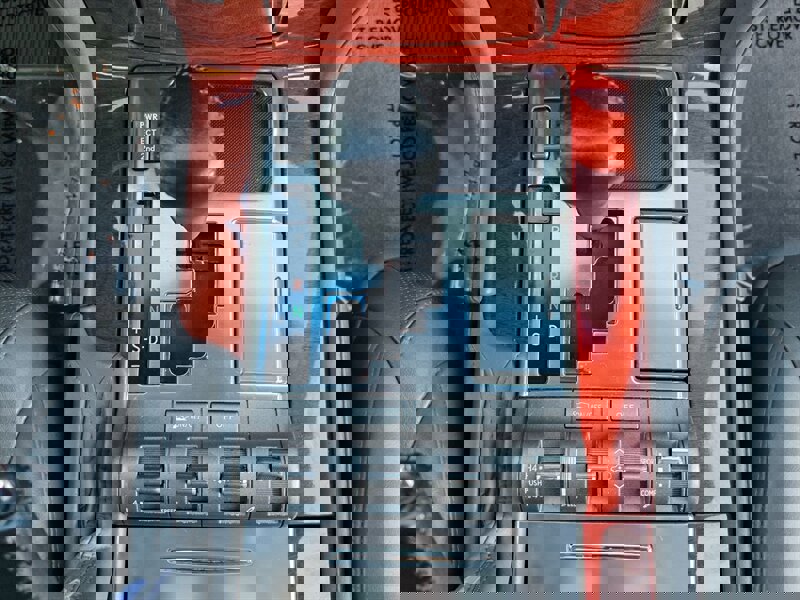 Used 2009 Lexus LX 570 4WD image 21