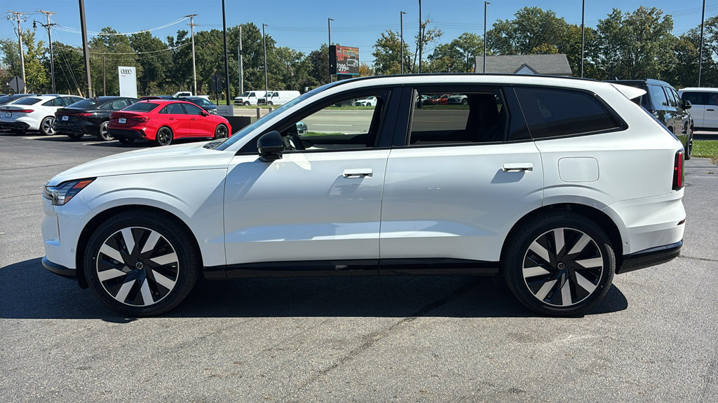 New 2026 Volvo EX90 Ultra AWD/4WD image 3