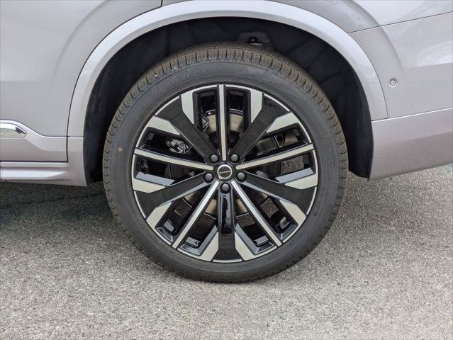New 2026 Volvo XC90 T8 Plus w/ Protection Package AWD/4WD image 6