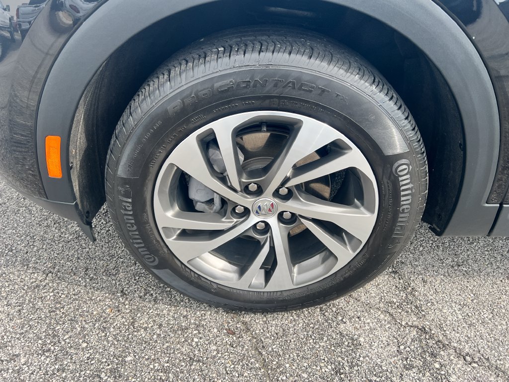 Used 2023 Buick Envision Essence AWD/4WD image 13