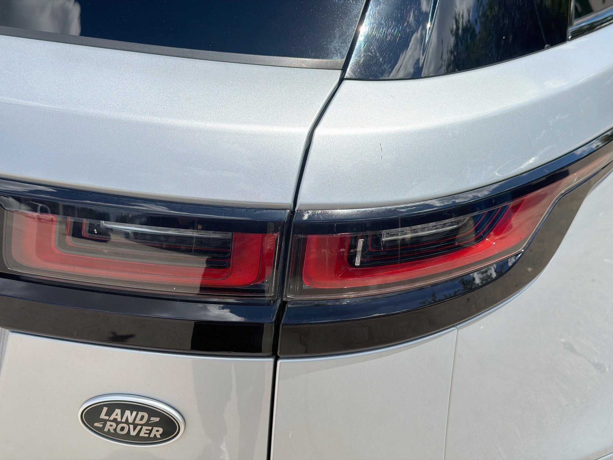 Used 2021 Land Rover Range Rover Velar S AWD/4WD image 31