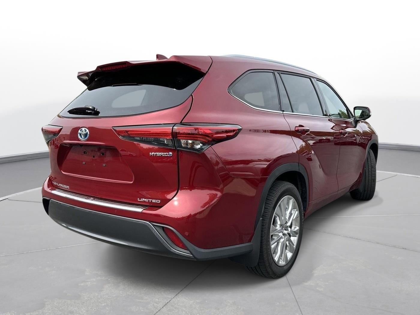 Used 2023 Toyota Highlander Limited image 6