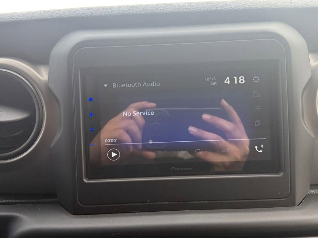 Used 2020 Jeep Wrangler Unlimited Sport image 19